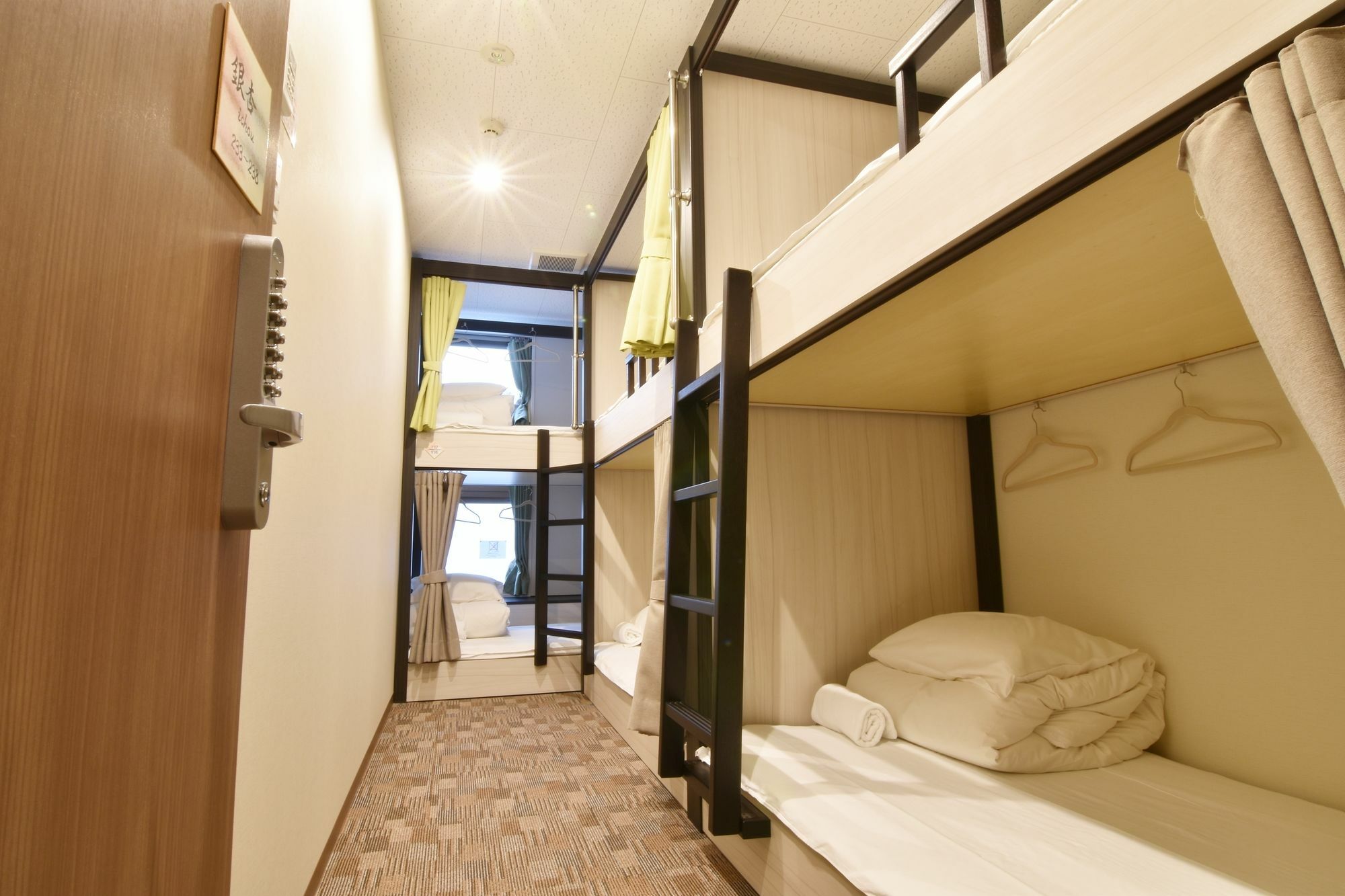 Home Hostel Осака Экстерьер фото